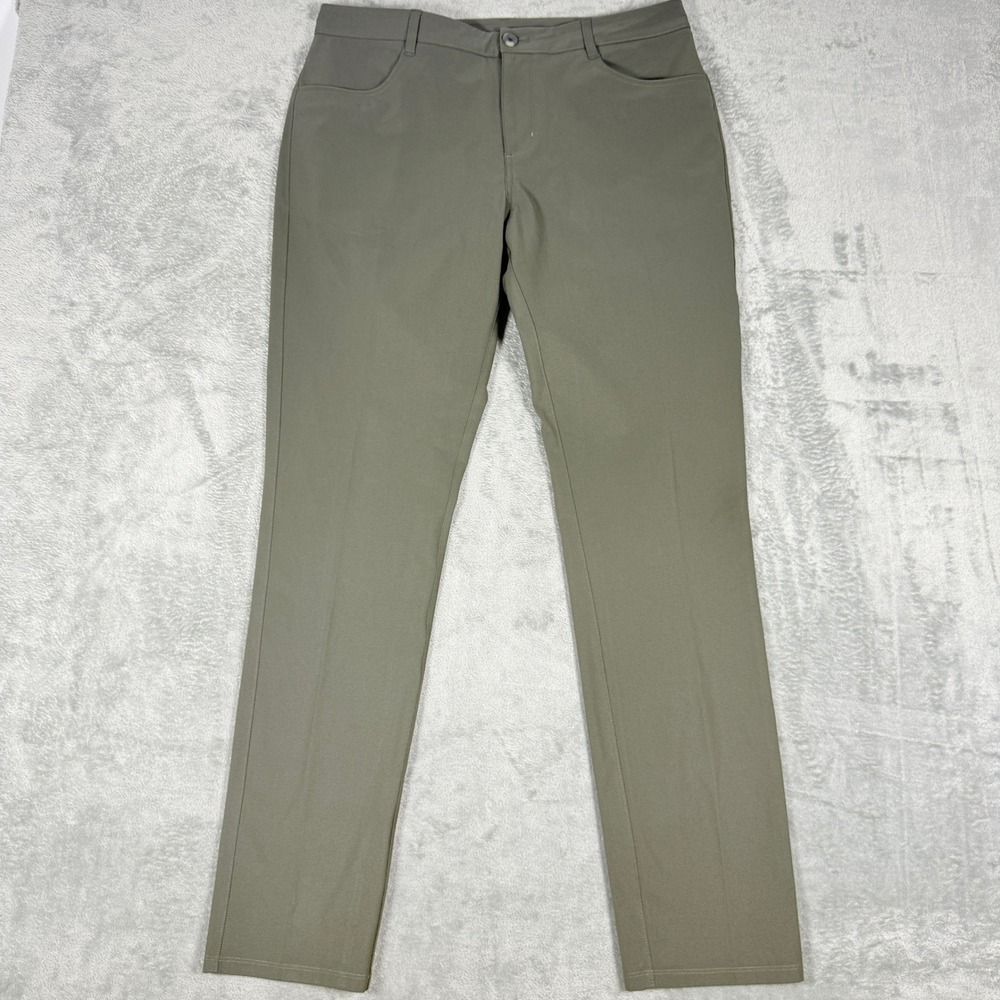 Vuori Mens 34 Meta Pant Sage Green Technical Stretch Performance Trousers V430